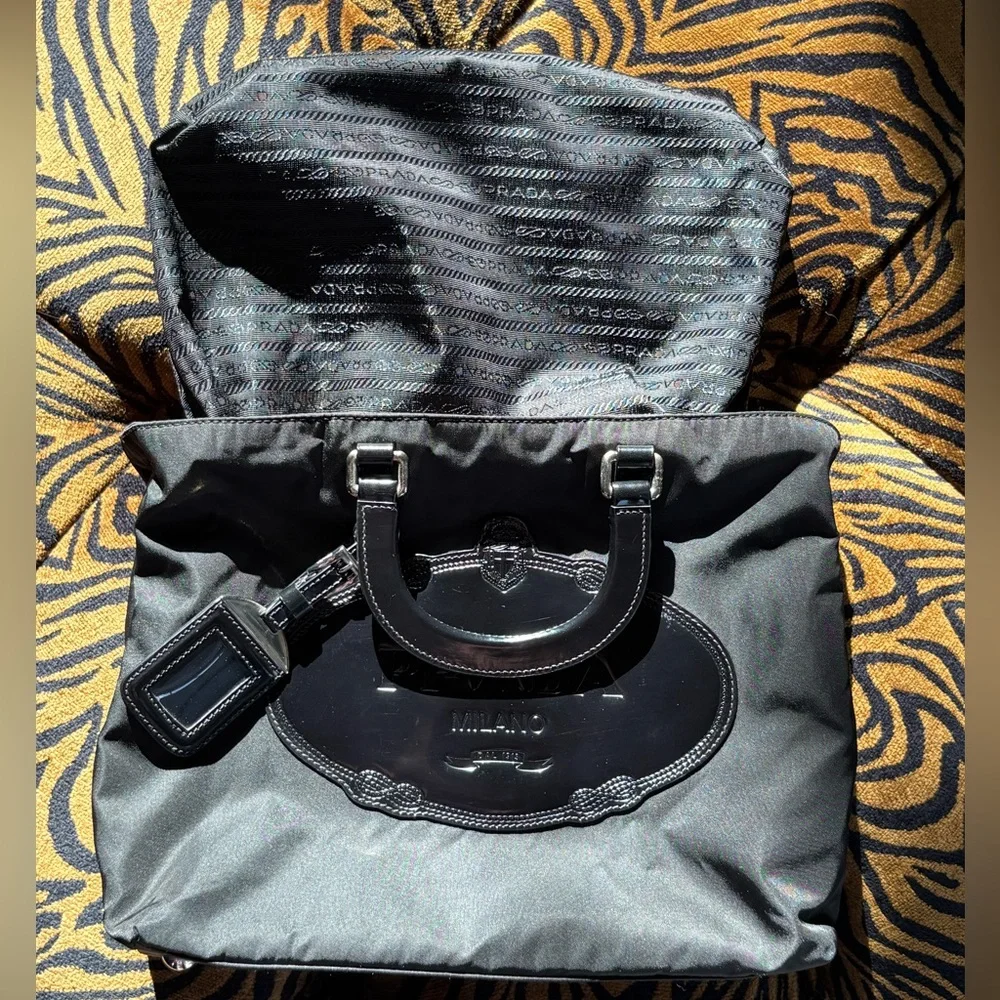 Prada canapatwo way